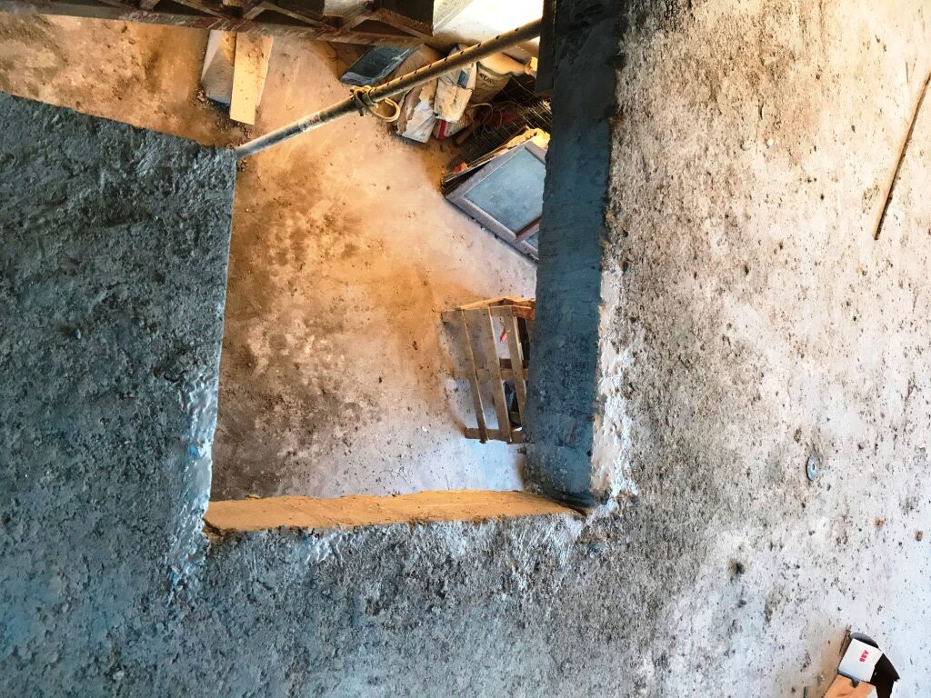 Алмазная резка бетонного перекрытия